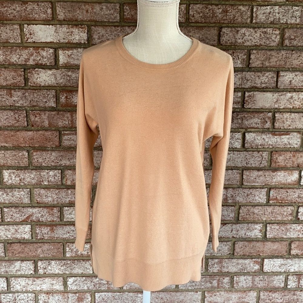 Forever 21 Light Peach Sweater - Size S